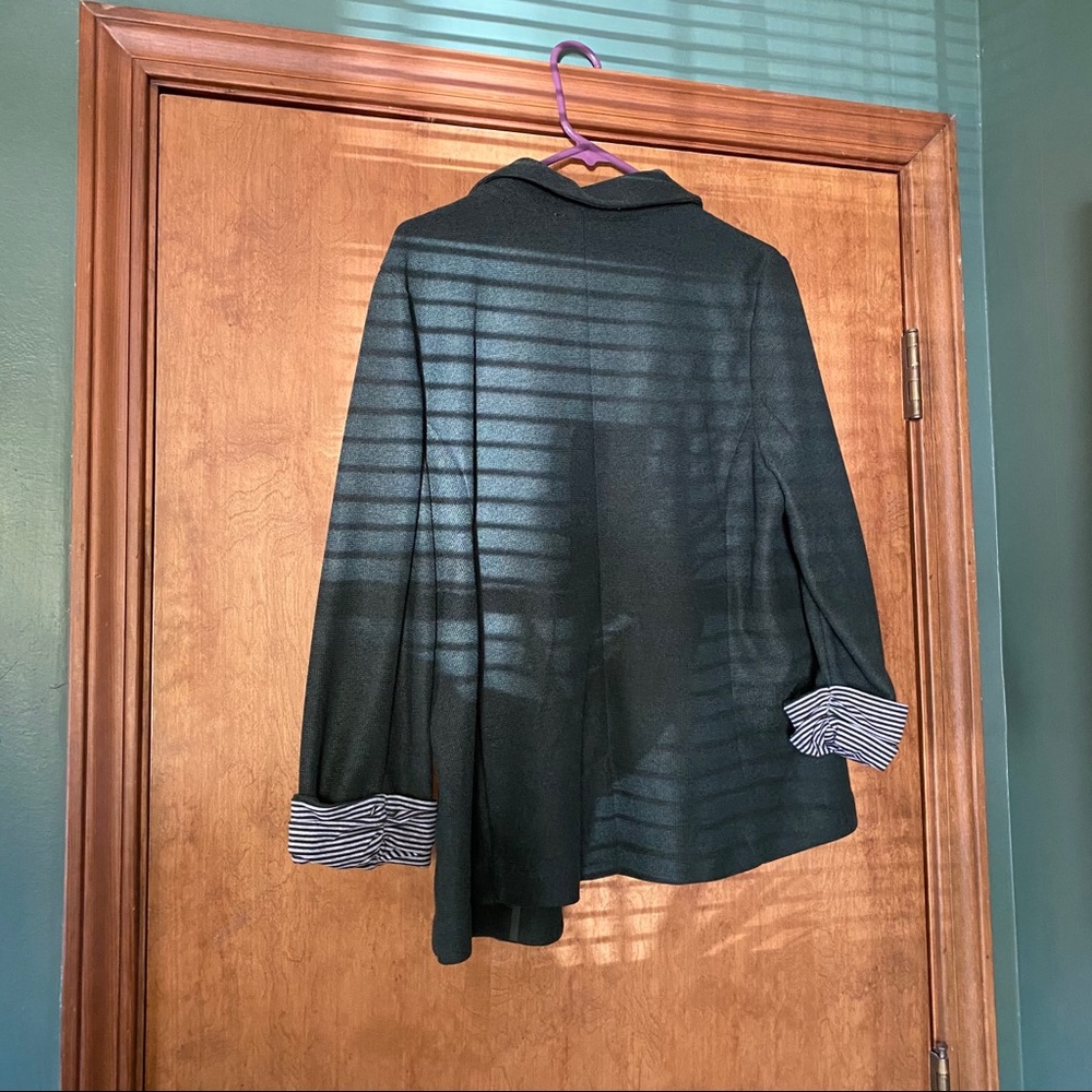 Blazer - Picture 2 of 3